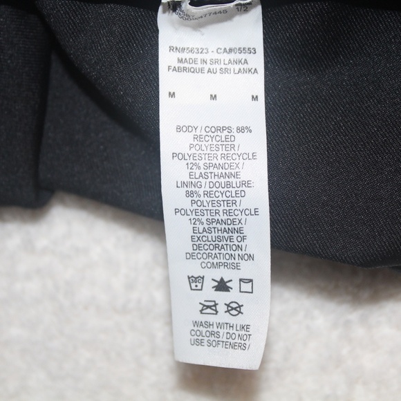 Women's Black Medium Nike Sports Bra - Picture 4 of 8